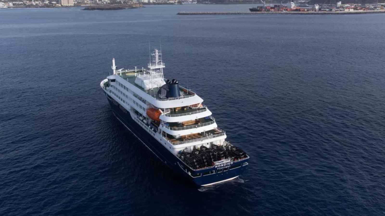 ماذا يحدث على متن سفينة MV Hondius الموبوءة بفيروس هانتا؟