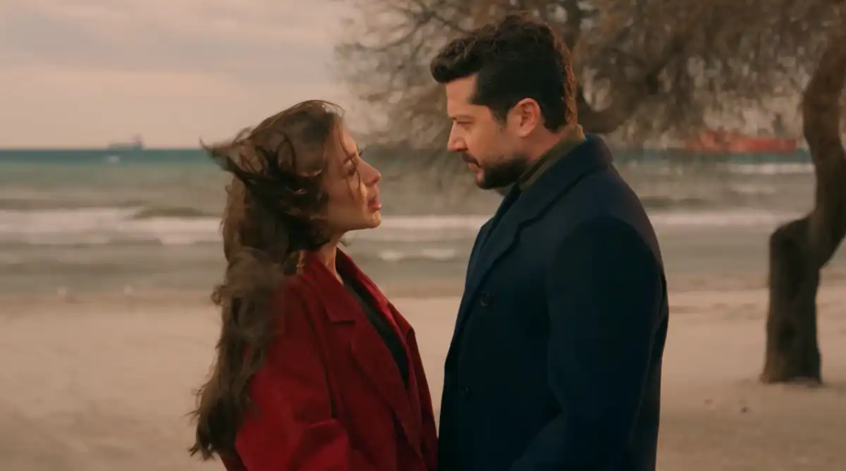 ملخص الحلقة 35 من مسلسل حب ع ورق