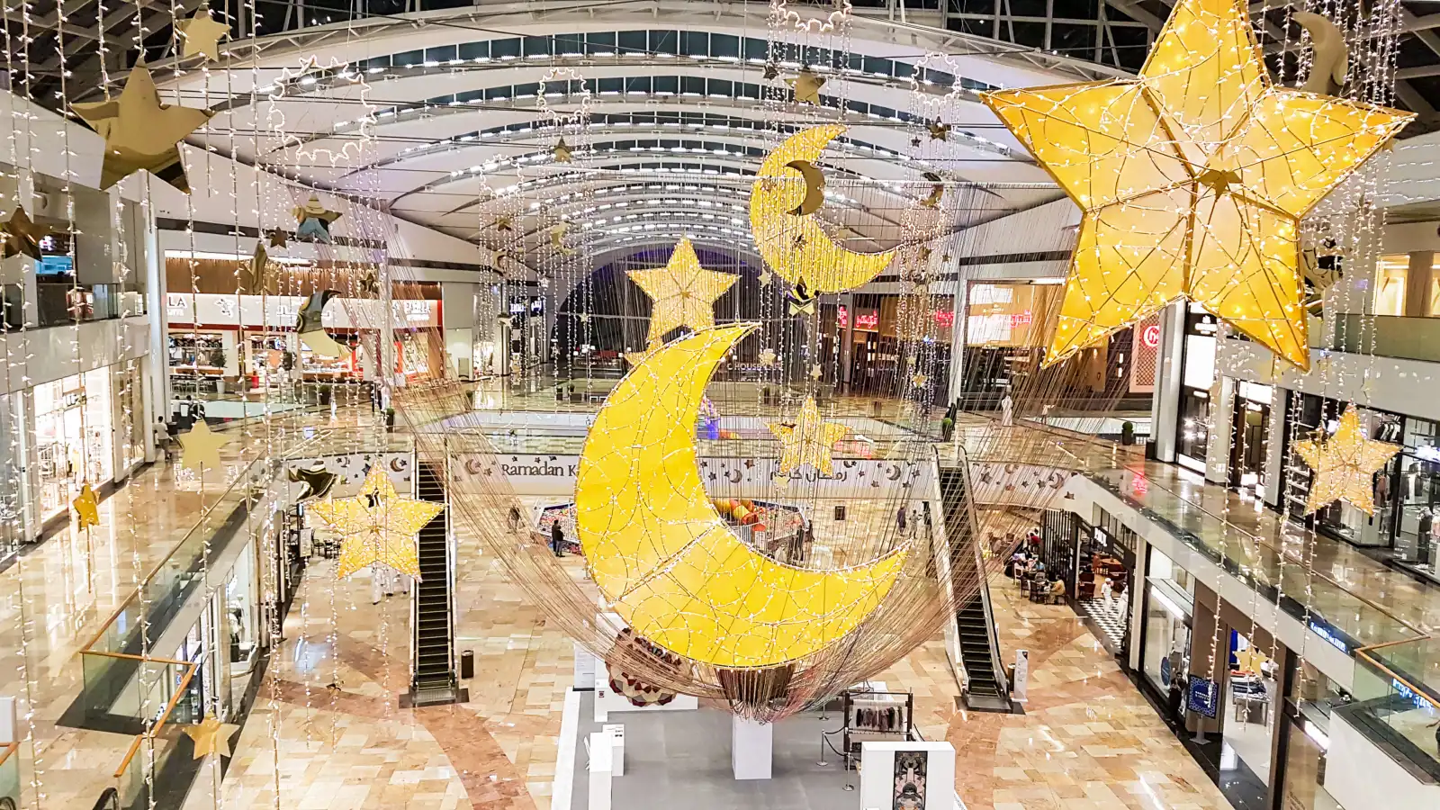 مظاهر الاحتفال بالعيد في الإمارات