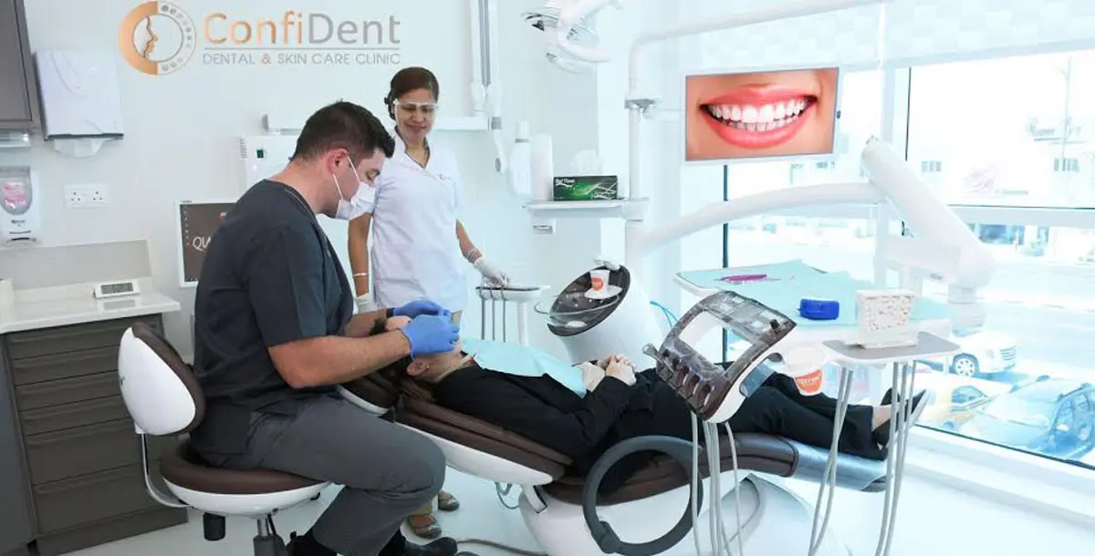 عيادة "كونفيدنت" تقدم الحل الثوري للرعاية الصحية بالأسنان