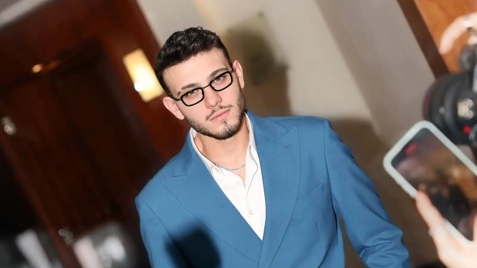 الشامي يؤجل طرح ألبومه رغم جاهزيته