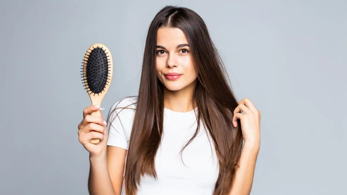 حقائق عن تساقط الشعر لدى المرأة والرجل