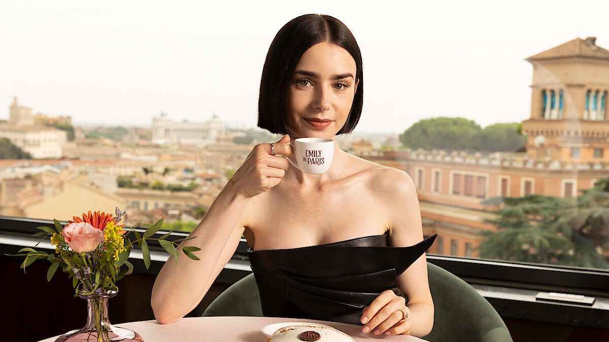 مسلسل Emily in Paris