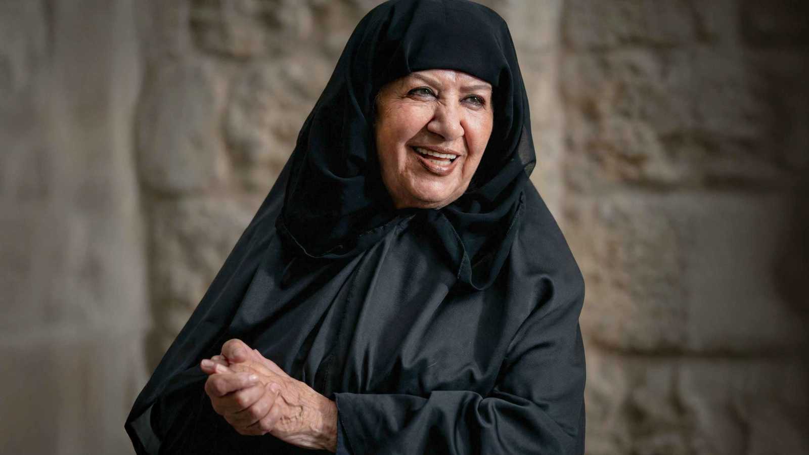 الظهور الأخير لـ هدى شعراوي مع فوشيا (فيديو)