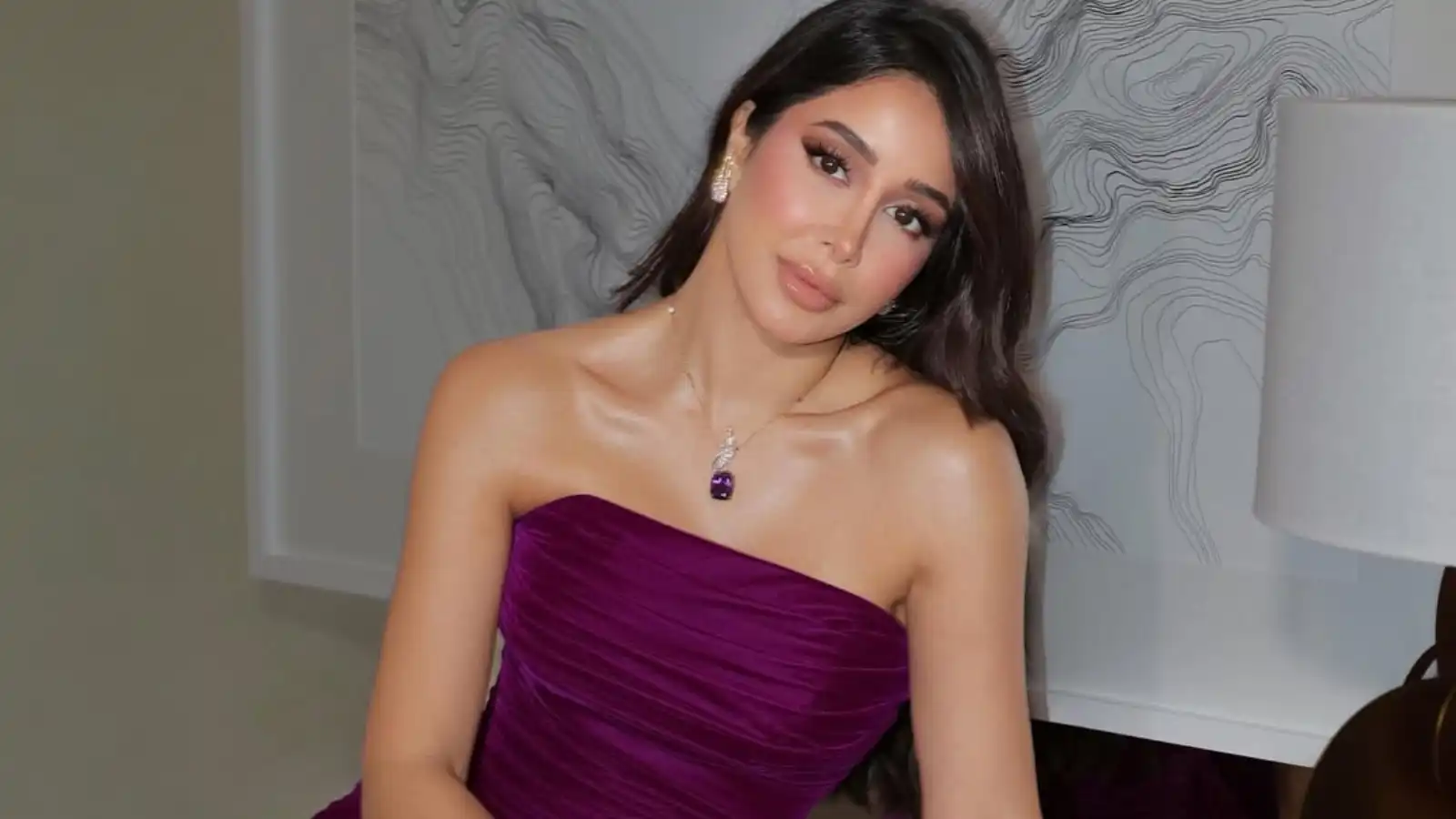أسيل عمران... كلاسيكية بروح شبابية