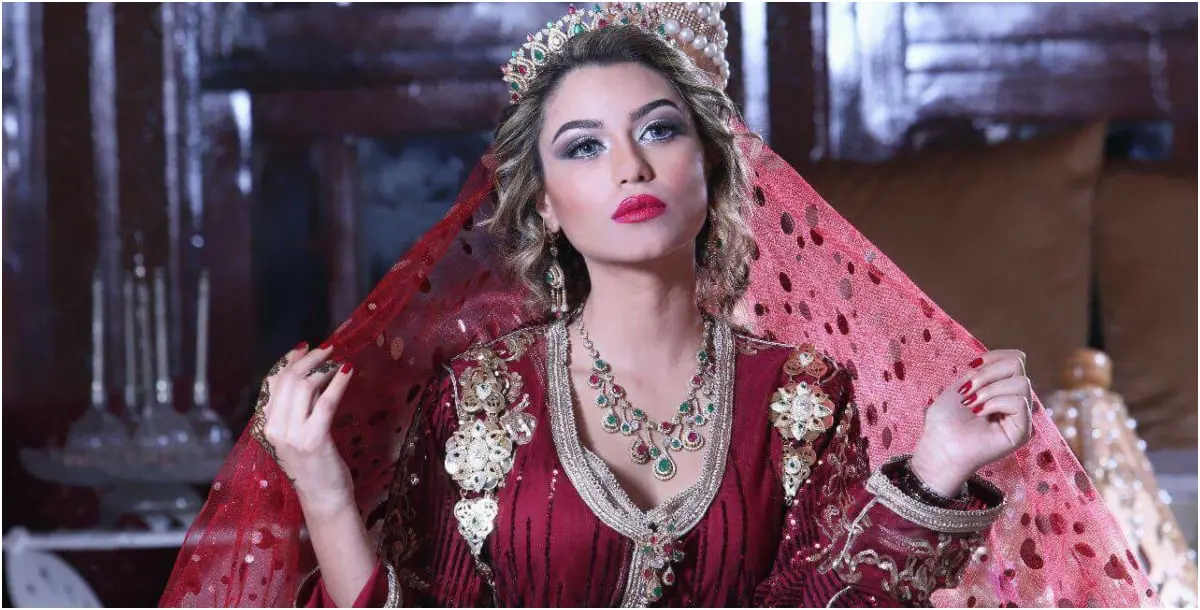 تفاصيل وفاة عارضة الأزياء المغربية كاميليا المراكشي في السجن!