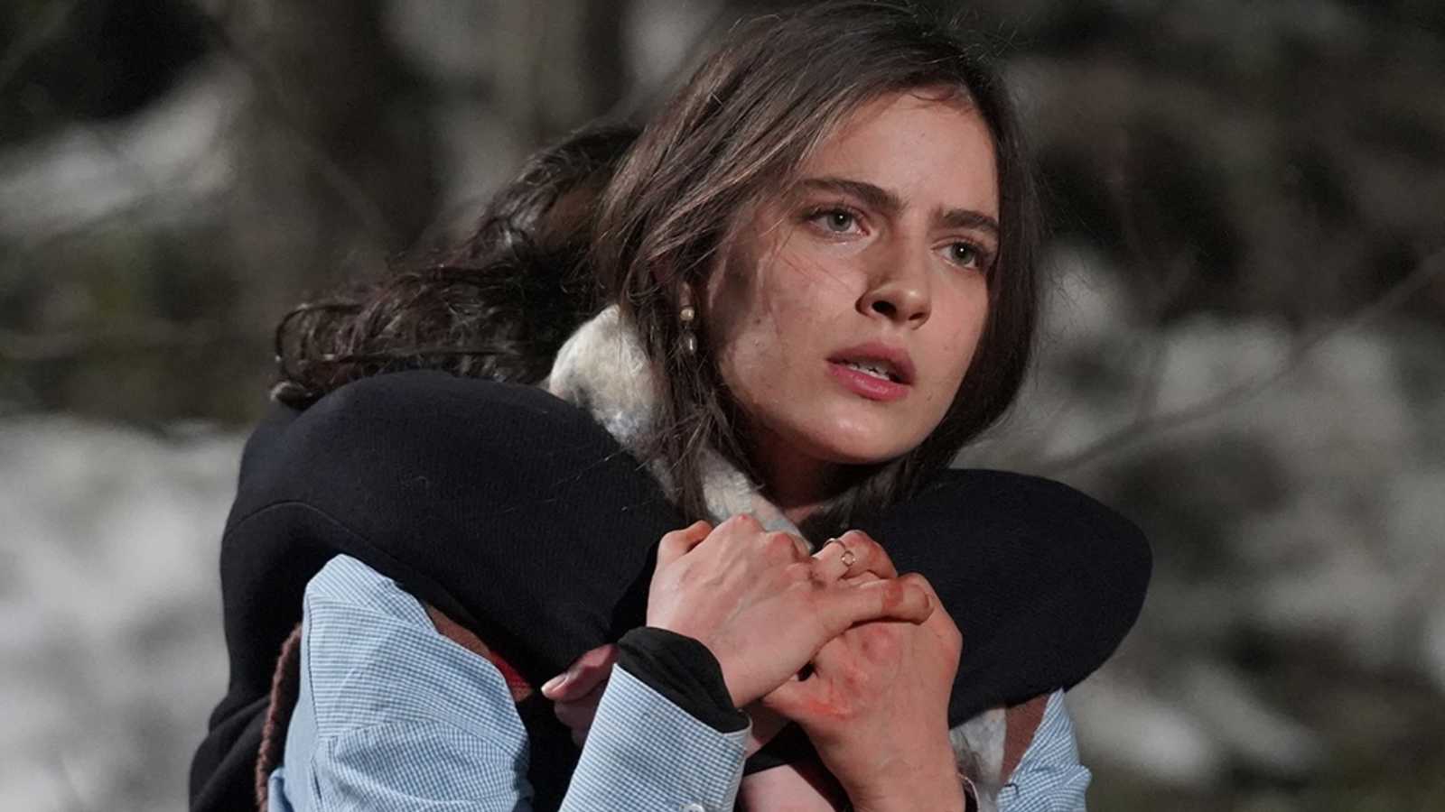 "إيليني" تواجه الموت في مسلسل "هذا البحر سوف يفيض" الحلقة 20