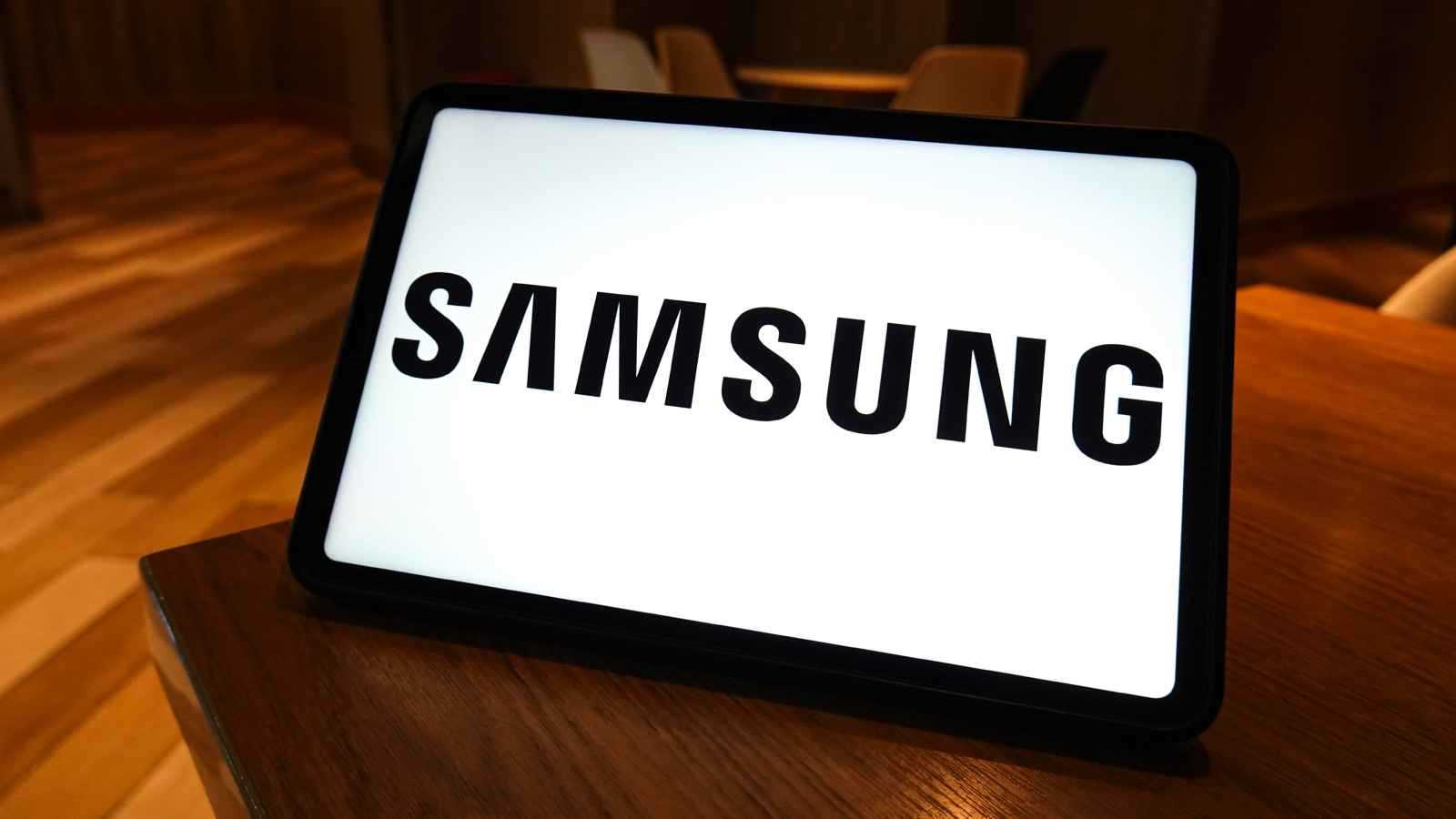 سامسونغ توقف تطبيق الرسائل فجأة 