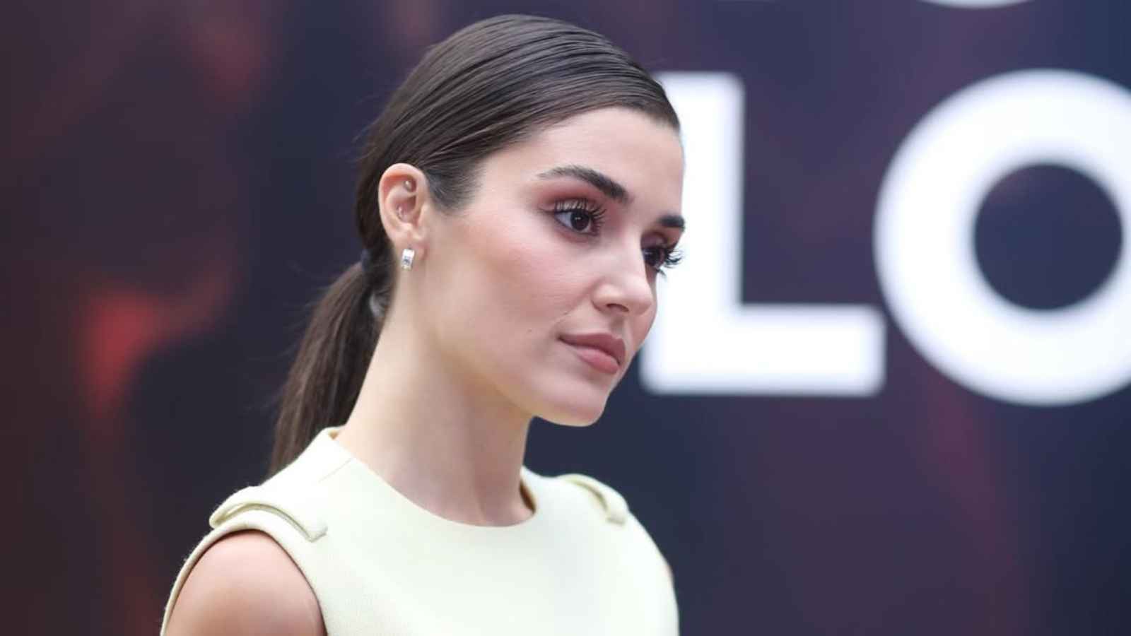 الممثلة التركية الشهيرة هاندا أرتشيل