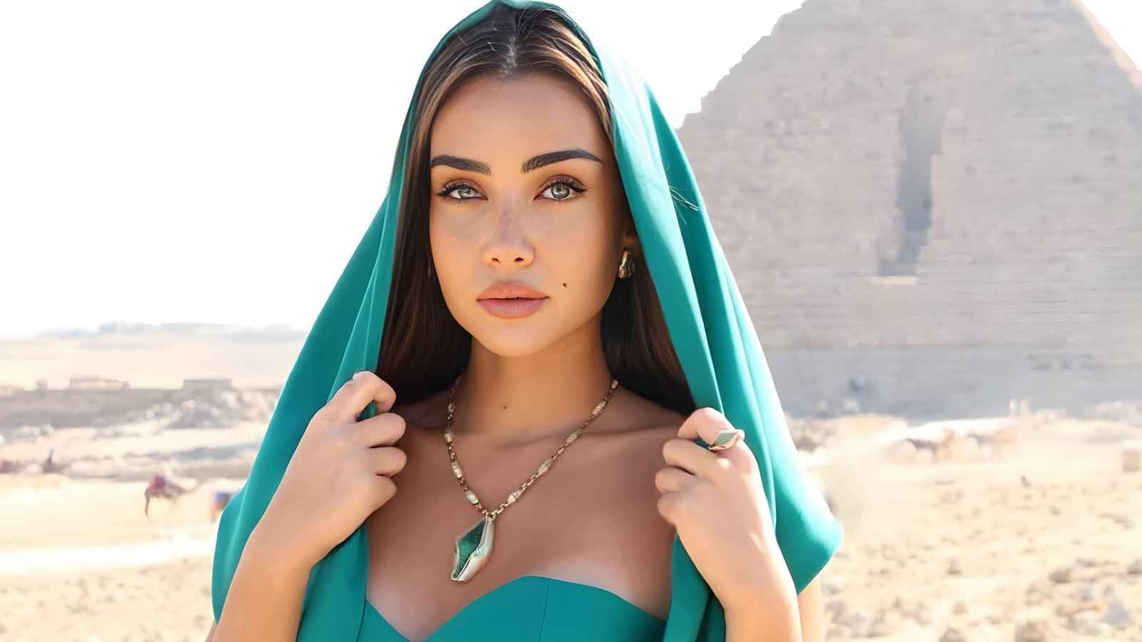 هنا الزاهد