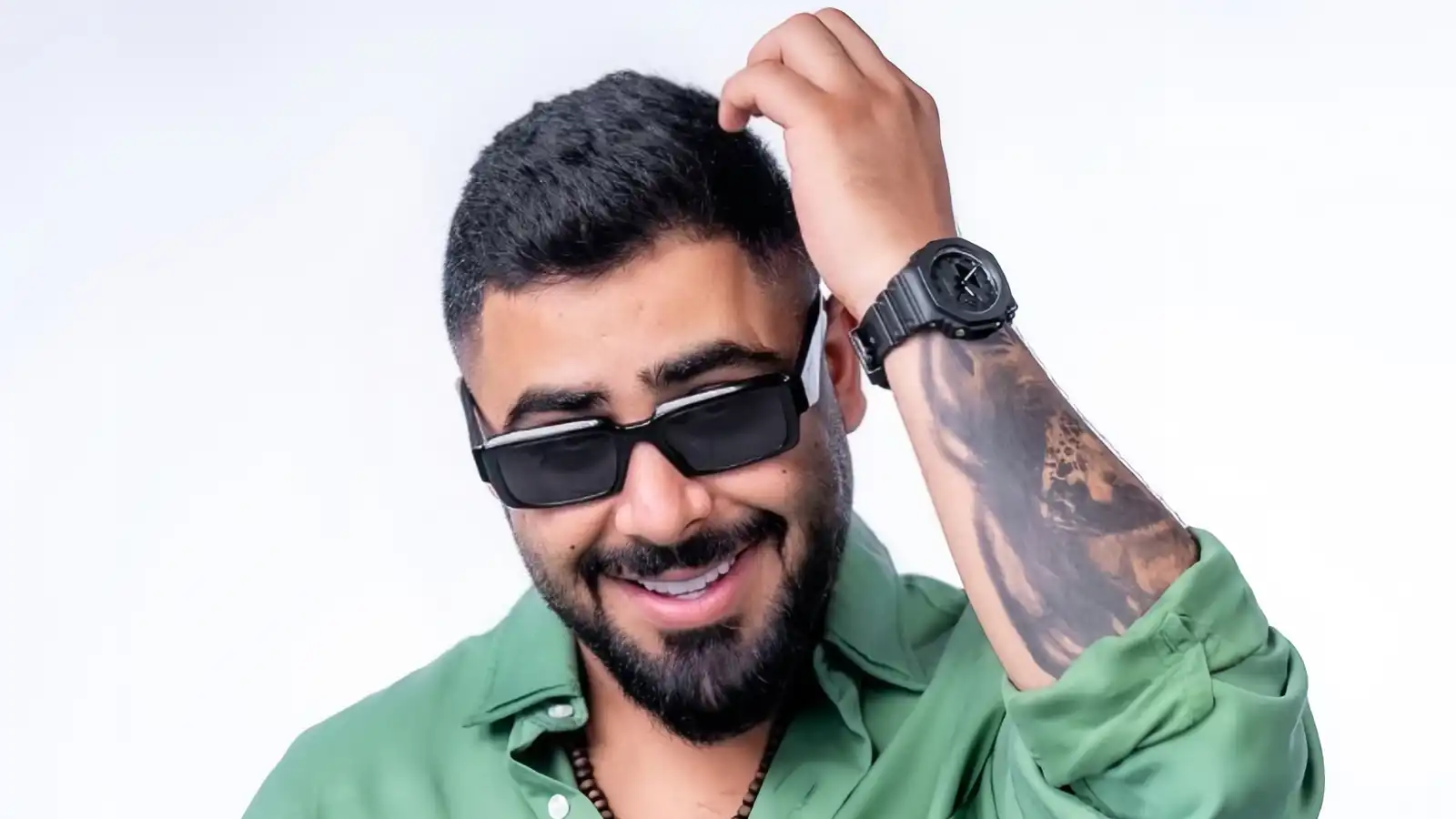 الأخرس يصل حلب ويوجه رسالة لجمهوره