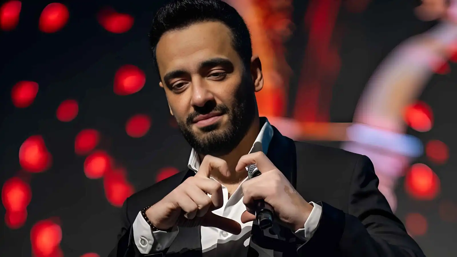 رامي جمال يرد على هيثم نبيل بشأن جدل أغنية "كنا صغيرين"