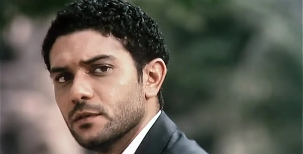 الممثل آسر ياسين يواجه العنصرية.. فماذا سيكون موقفه؟