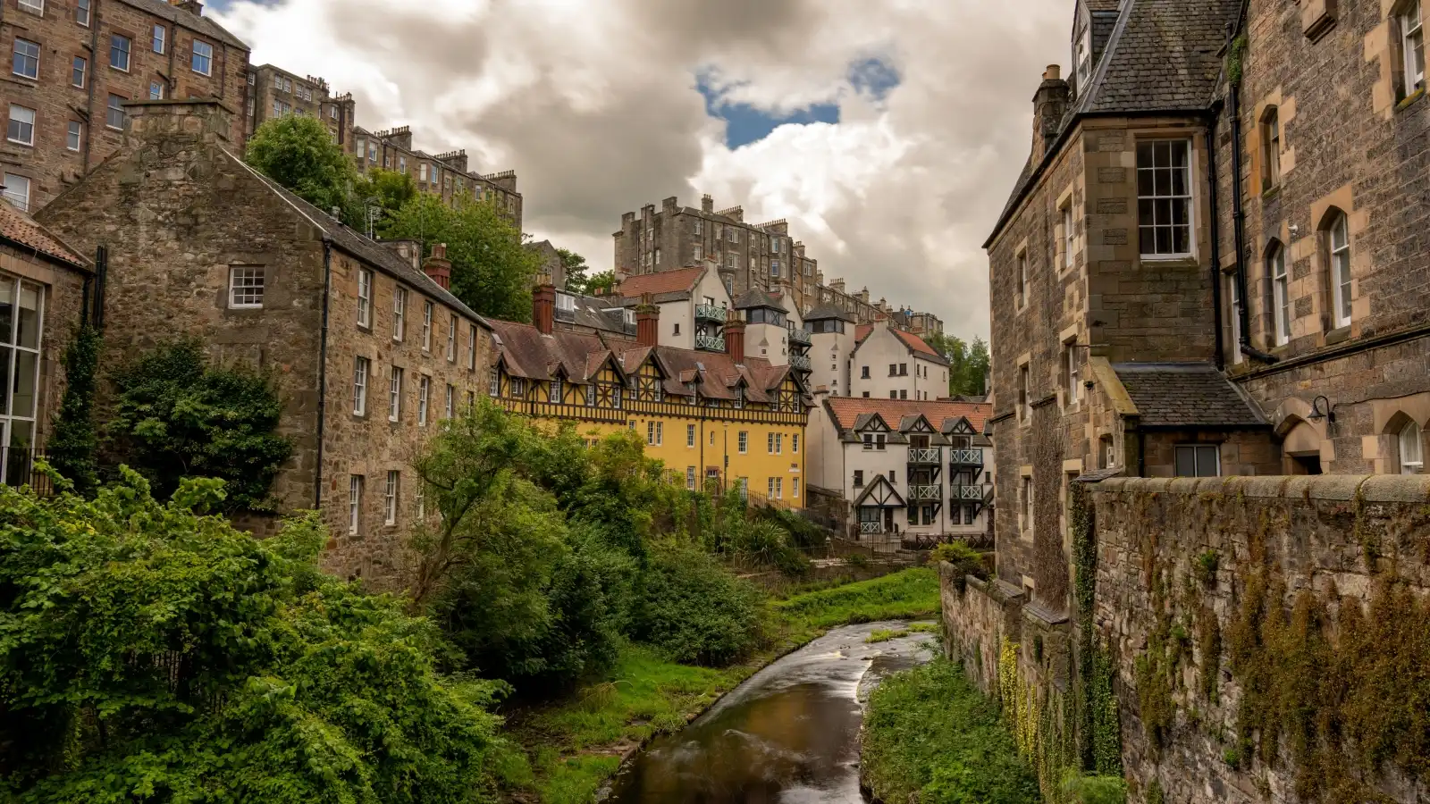 قرية وجسر Dean Village & Dean's Brae Bridge