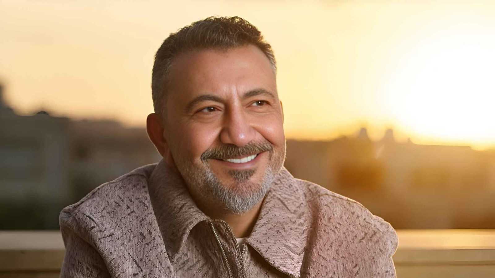 نصر محروس يحتفي ببدايات تامر حسني وشيرين عبد الوهاب