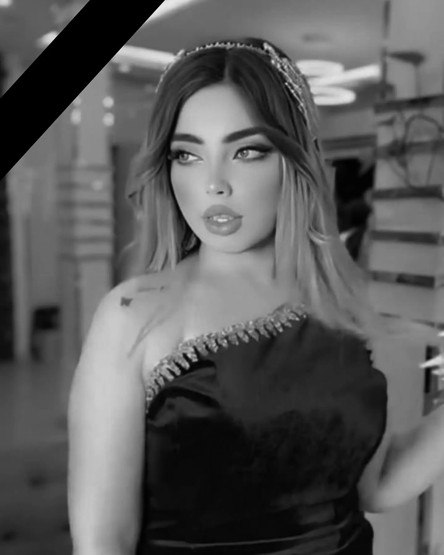 فيروز آزاد