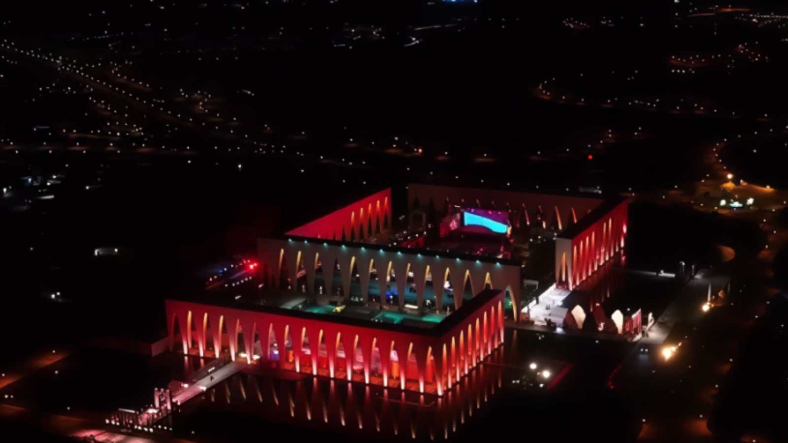 بث مباشر لمهرجان الجونة السينمائي 2025.. شاهد حفل الافتتاح لحظة بلحظة