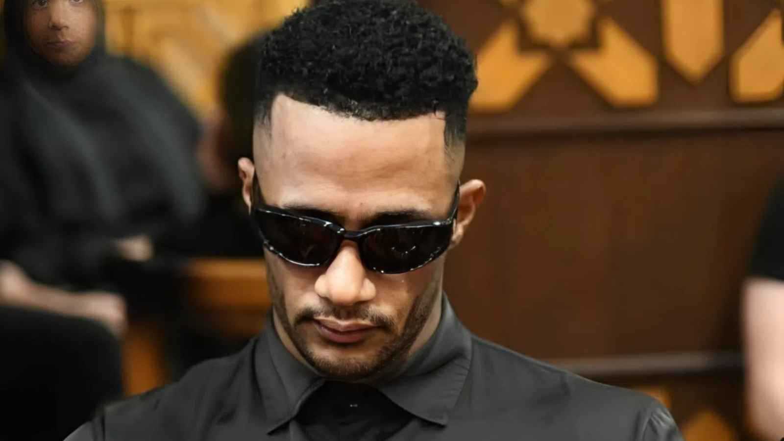 محمد رمضان يشارك في عزاء السيناريست أحمد عبد الله (فيديو)