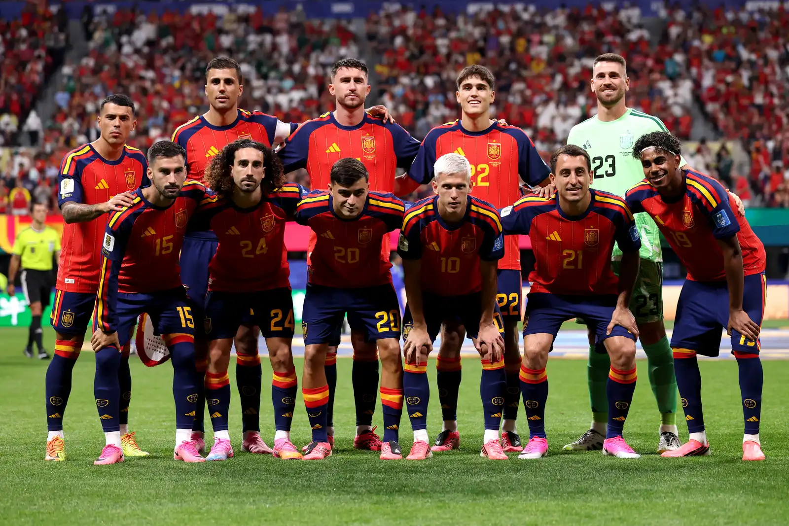 ليا مباردي تشجع المنتخب الإسباني في كأس العالم 2026