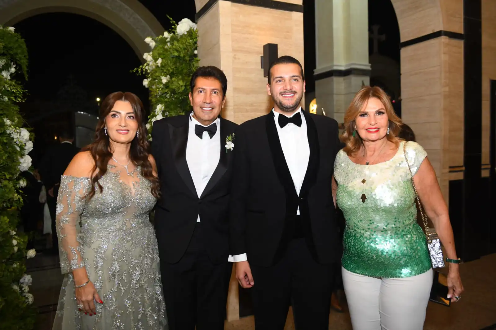 نجوم الفن يشاركون في حفل زفاف نجل هاني رمزي