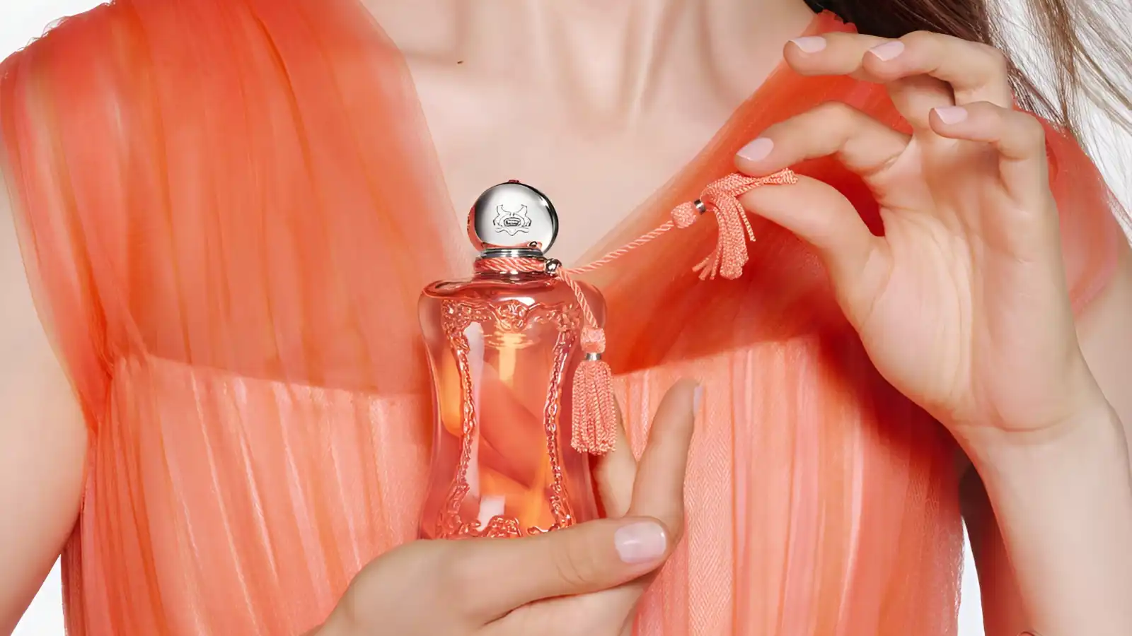 عطور ربيع 2026 نفحات تنبض بالأنوثة