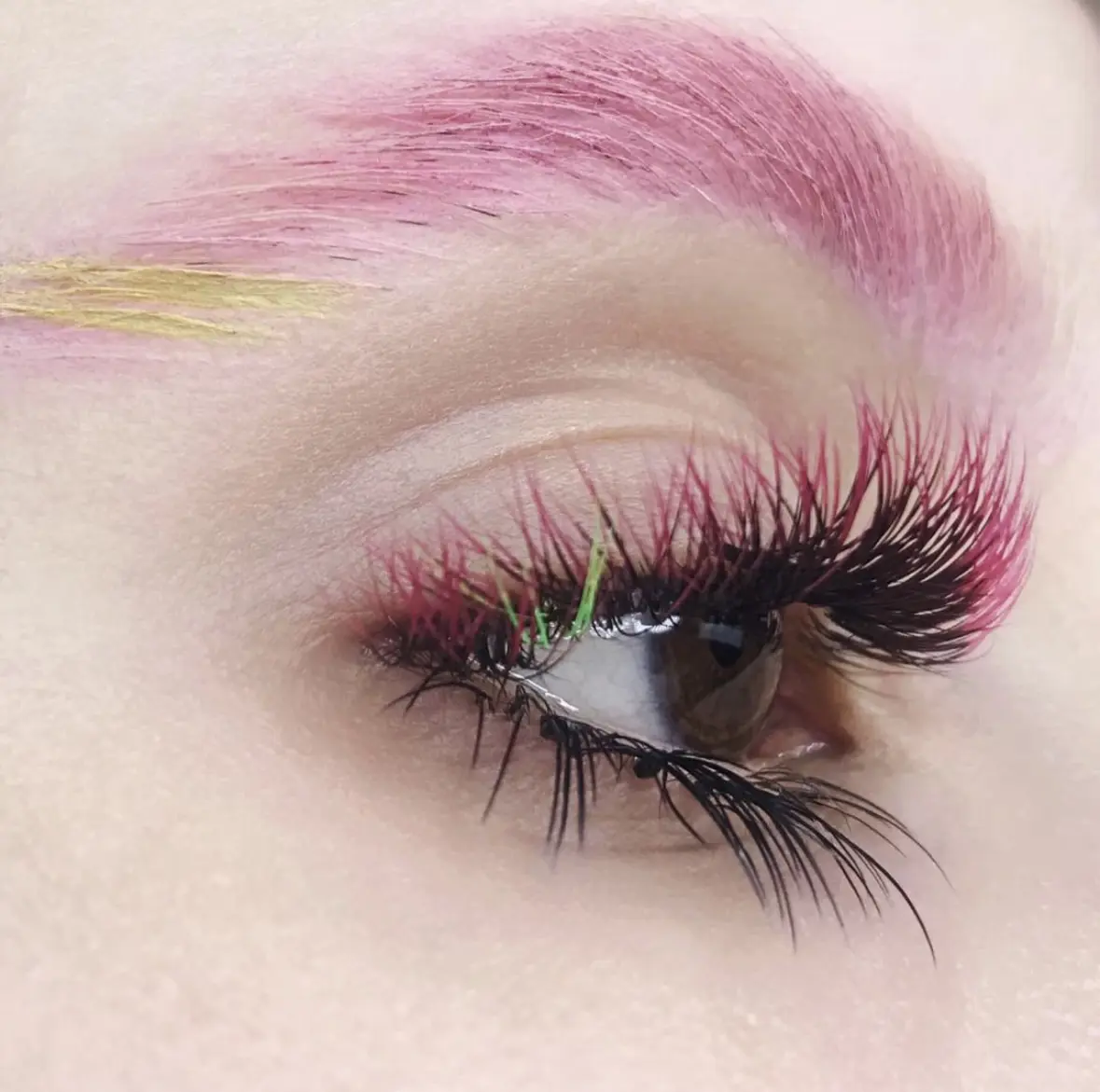 ماسكارا ombre