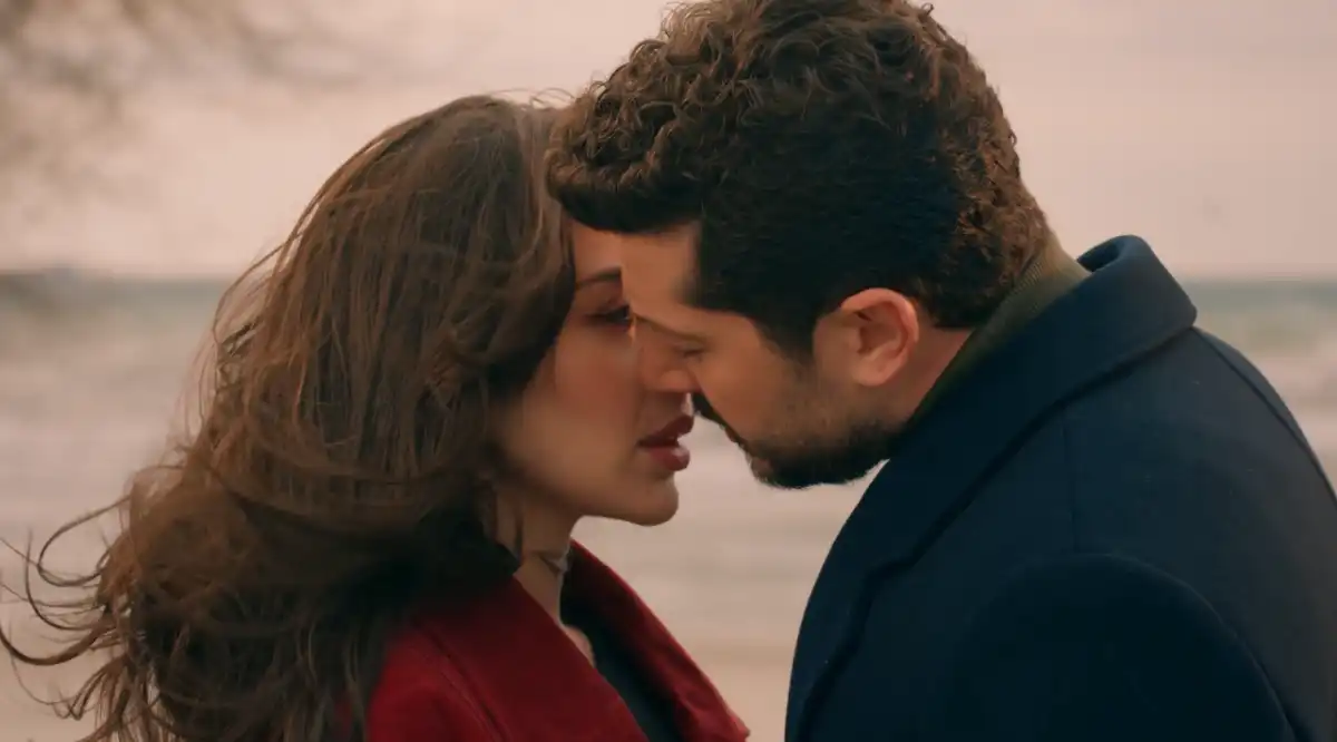 ملخص الحلقة 34 من مسلسل حب ع ورق