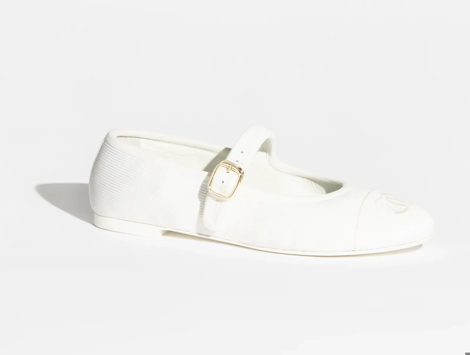 حذاء Mary Janes من Chanel