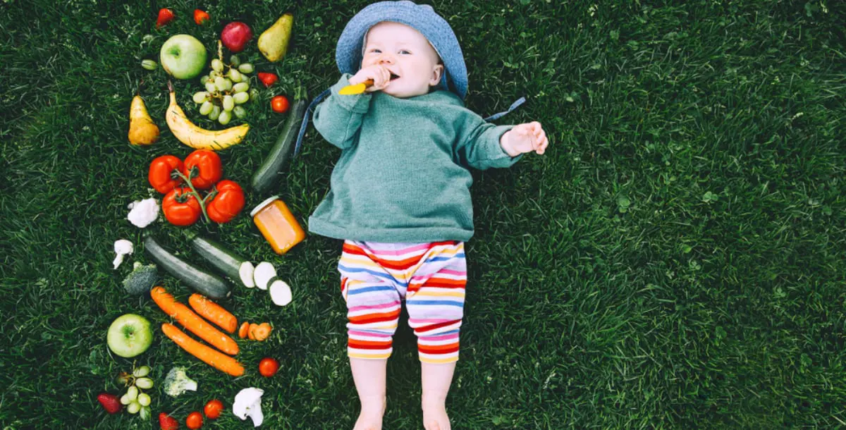 هل يناسب طفلكِ جميع أنواع الفواكه والخضار في أشهره الأولى؟