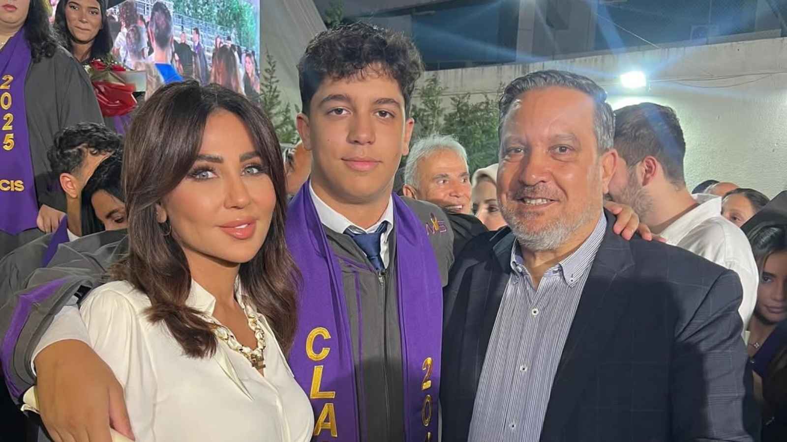 زاهي وهبي ورابعة الزيات يحتفلان بتخرج ابنهما‎