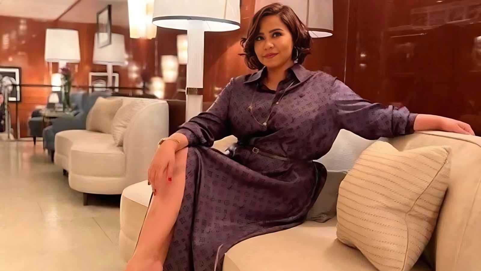 محامي شيرين عبد الوهاب يكشف حقيقة اعتزالها