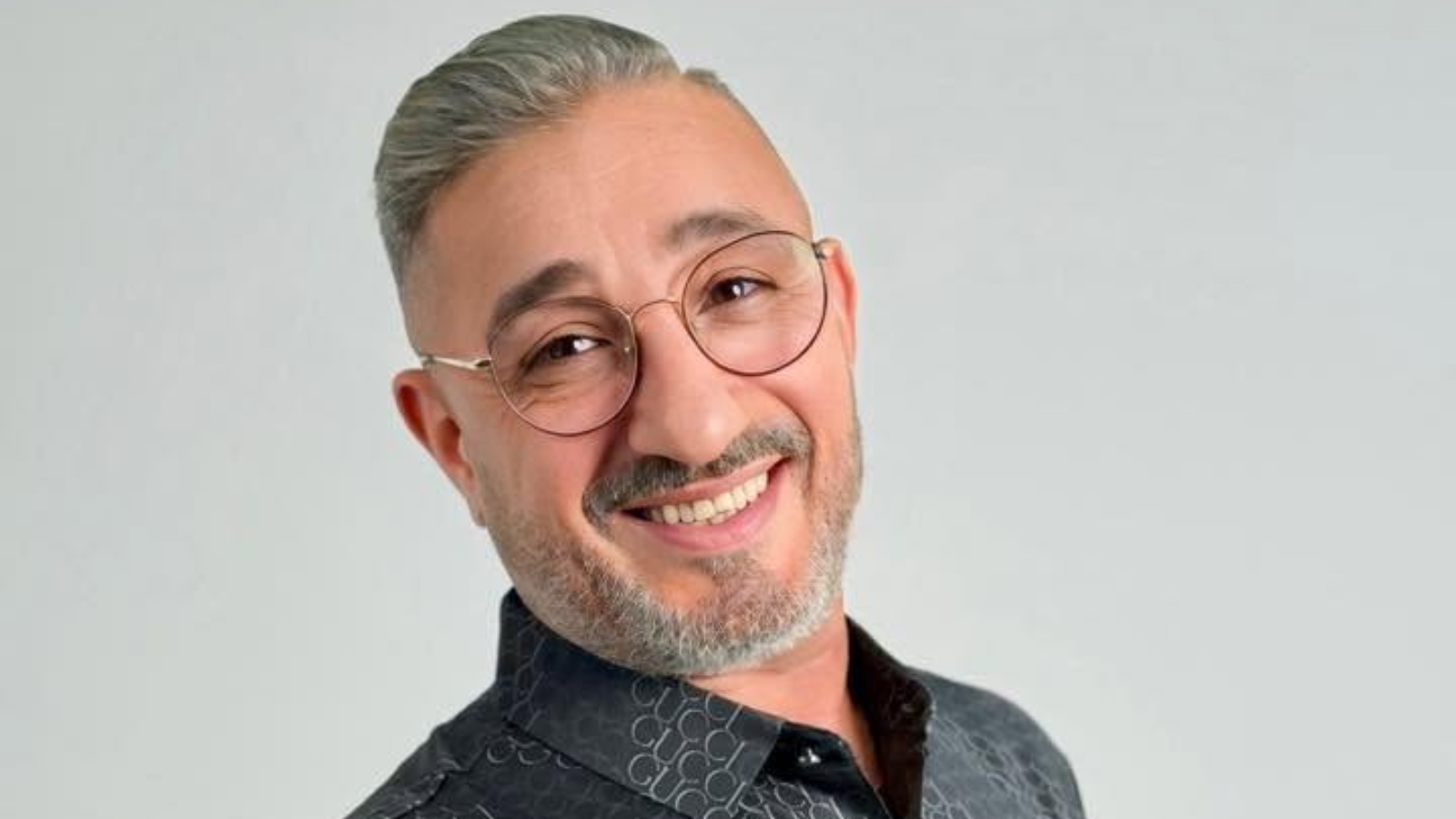 سعيد الصنهاجي ينهار بالبكاء بسبب ابنه.. ما القصة؟
