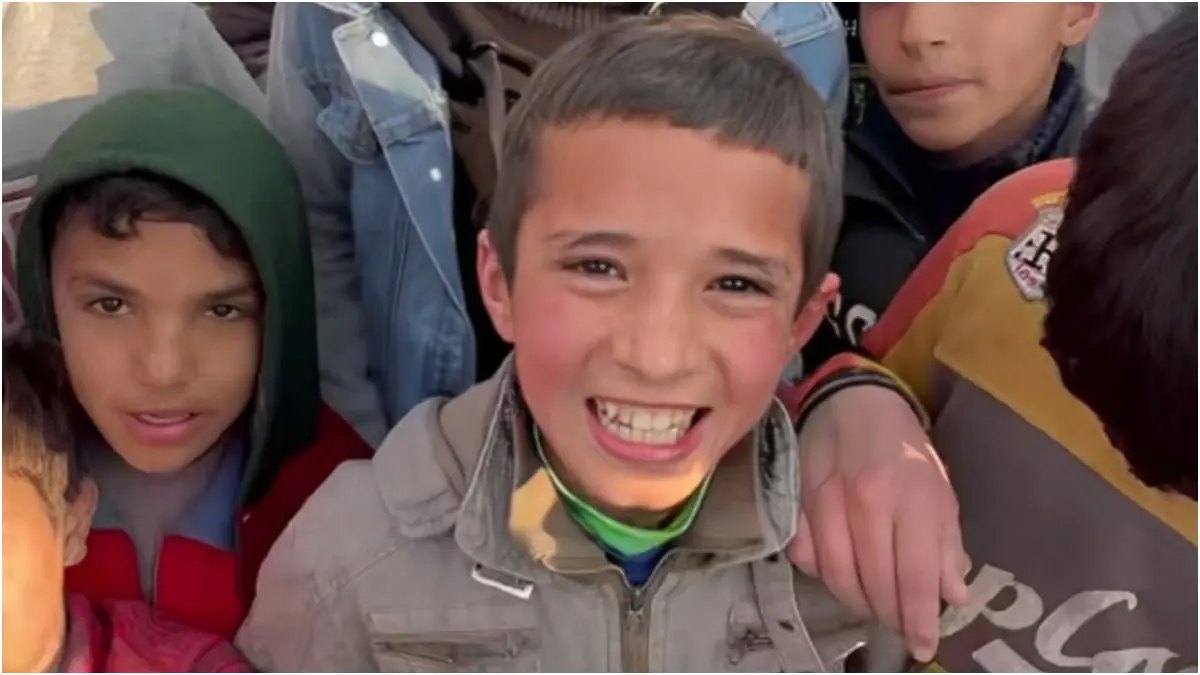 الطفل السوري ربيع شاهين يحقق حلمه ويلتقي كريستيانو رونالدو (فيديو)