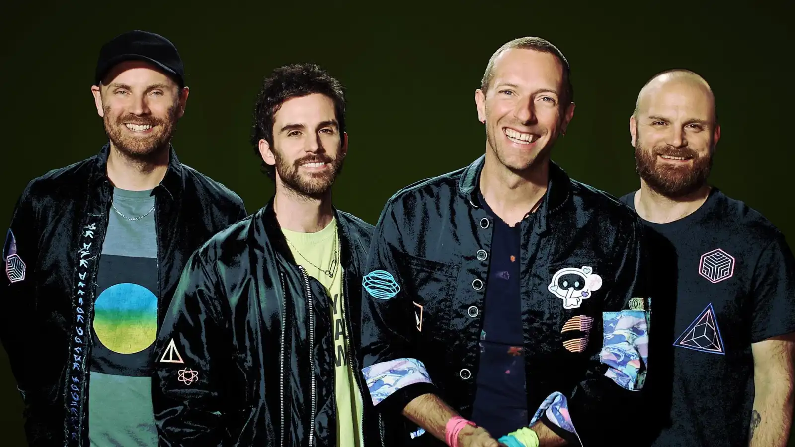 ما حقيقة تفكك فرقة Coldplay واتجاه كريس مارتن للتمثيل؟