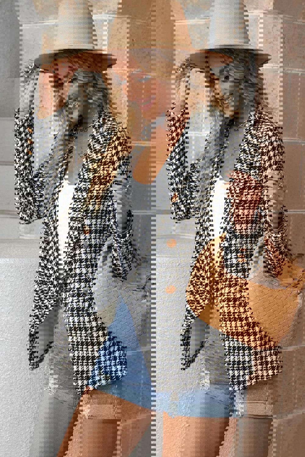 728b2000-6a4f-4cd5-9ba6-1f241b11192e