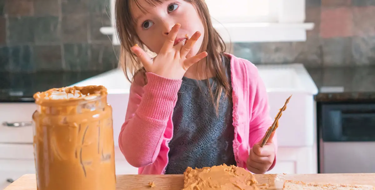 دراسة: أطعمي طفلك الفستق لمنع الحساسية!