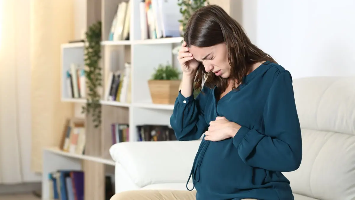 كيف تُسيطرين على القلق خلال الحمل؟