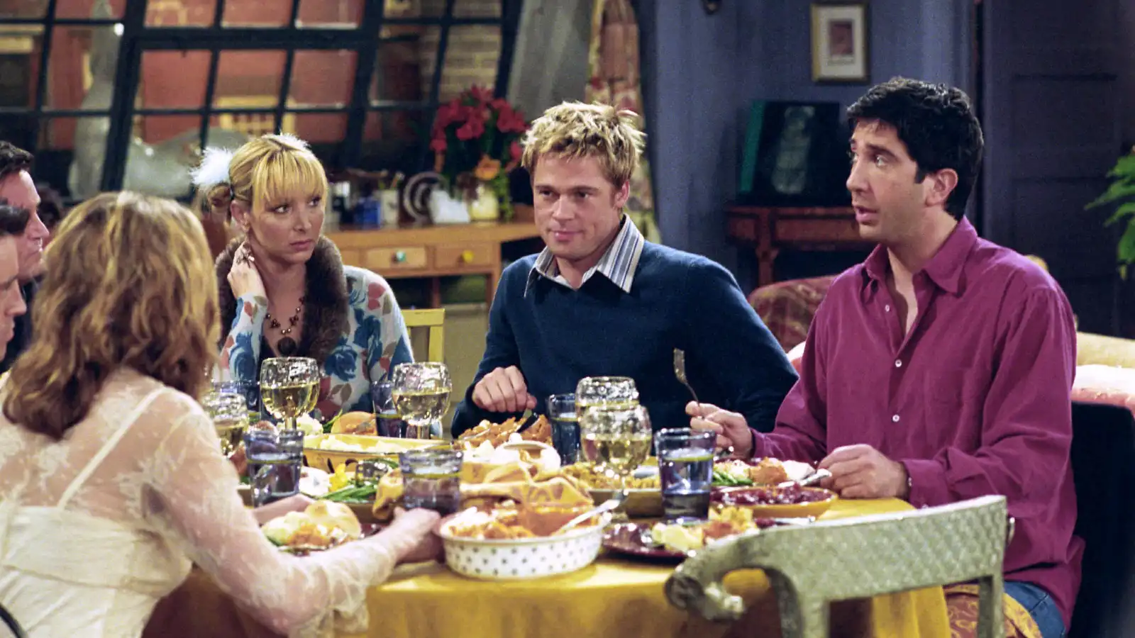 جينيفر أنيستون تستعيد كواليس ظهور براد بيت في Friends