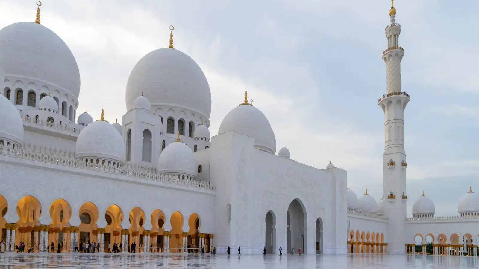 جامع الشيخ زايد الكبير في أبوظبي