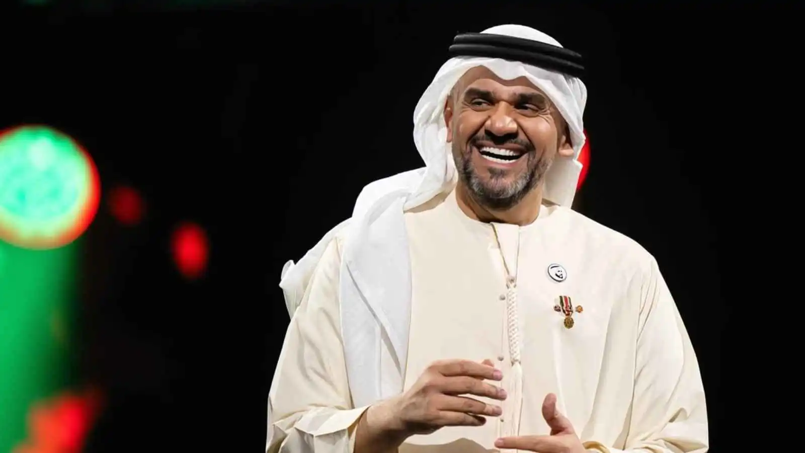 حسين الجسمي أول فنان عربي بالمسرح الملكي في الرباط
