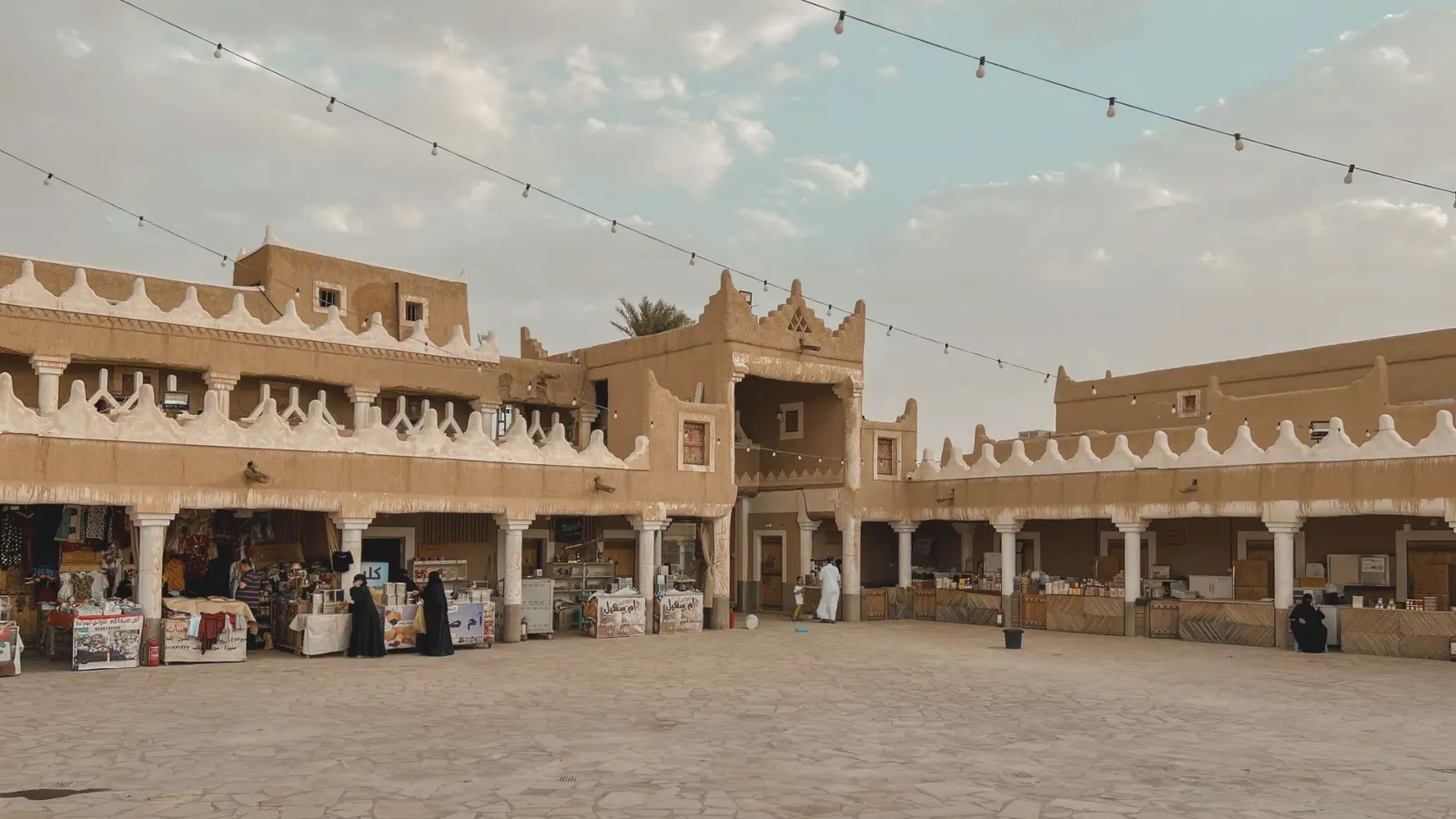 سوق المسوكف الشعبي