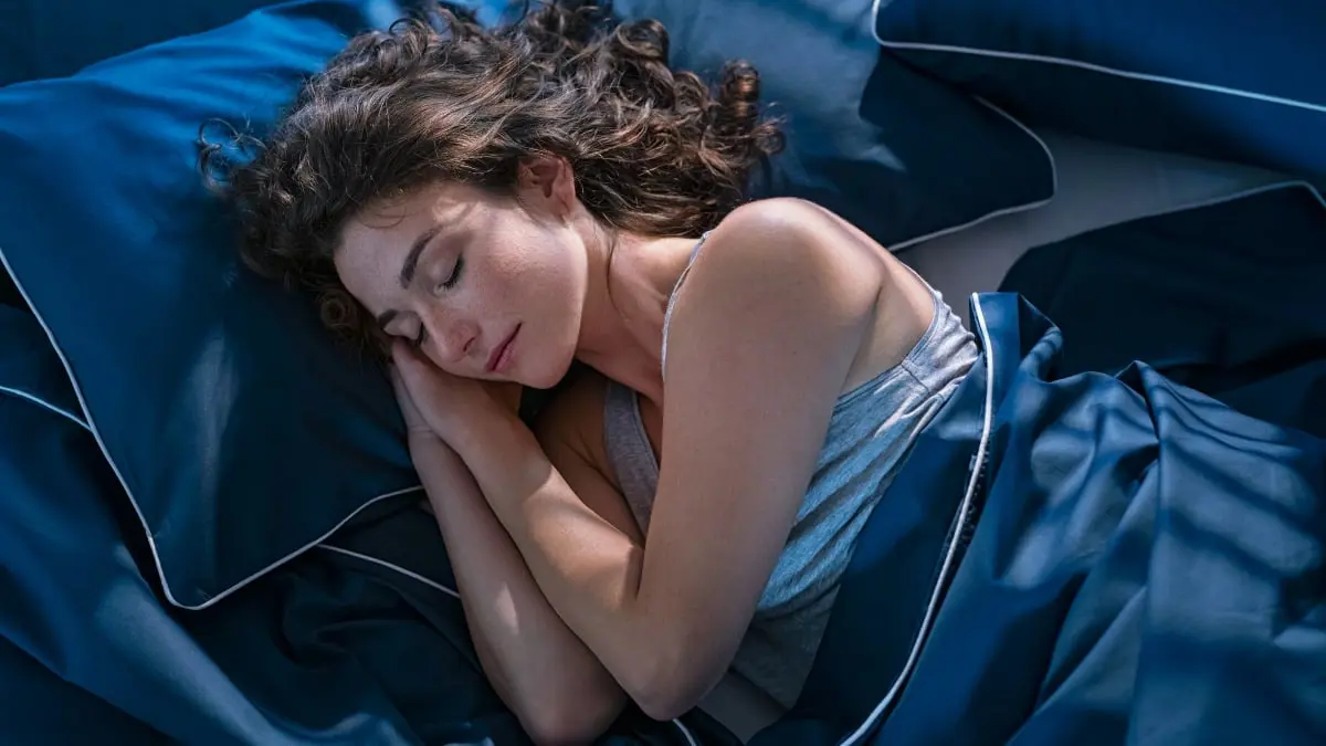 ما سبب اختلال نومك صيفا؟ وكيف تعالجين ذلك؟