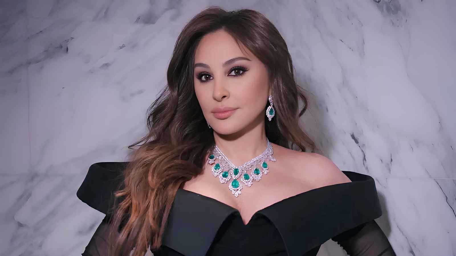 دويتو ساحر يجمع إليسا ومروان خوري في حفل أبوظبي