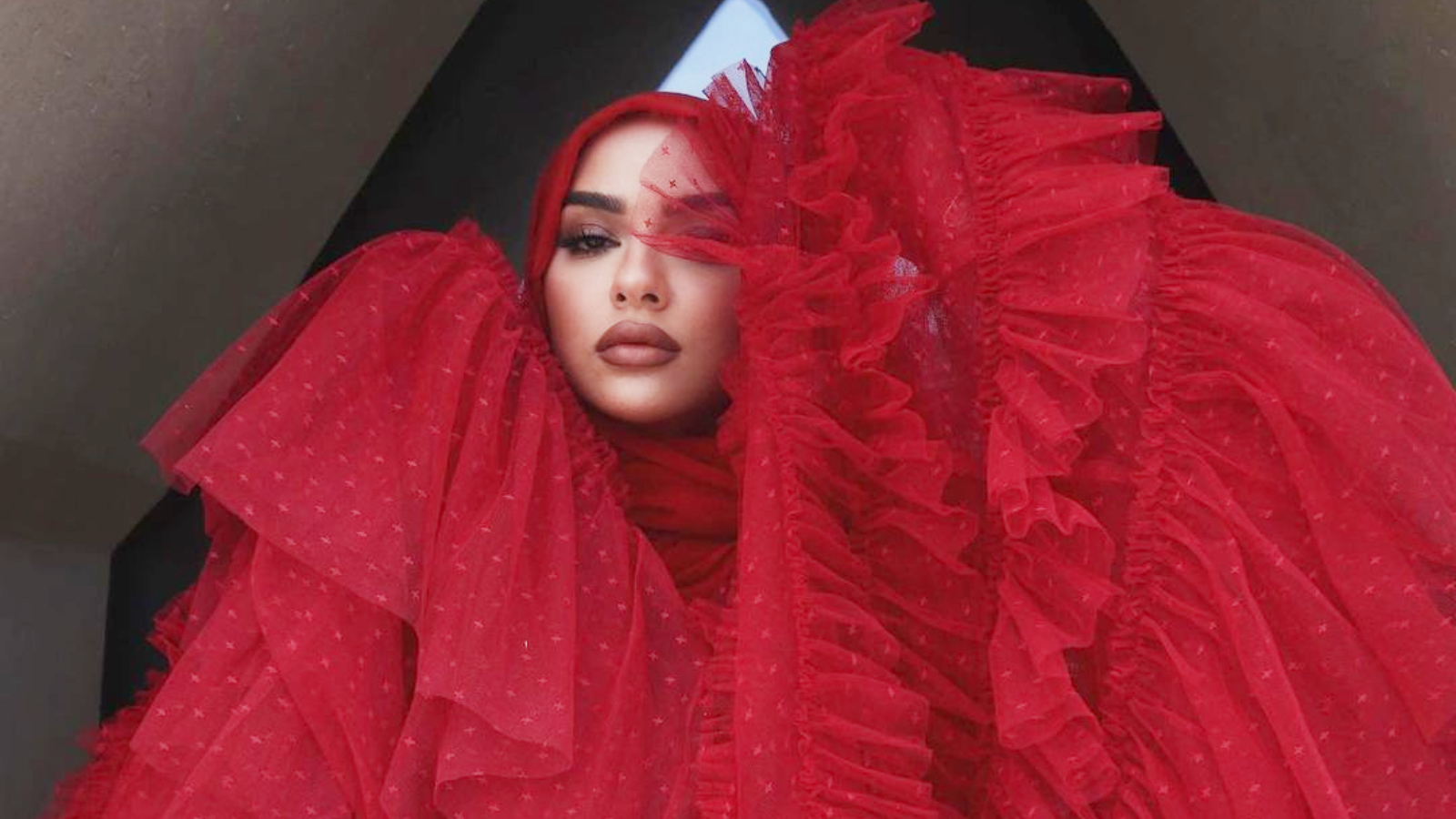 تنسيق ملابس سهرة للمحجبات