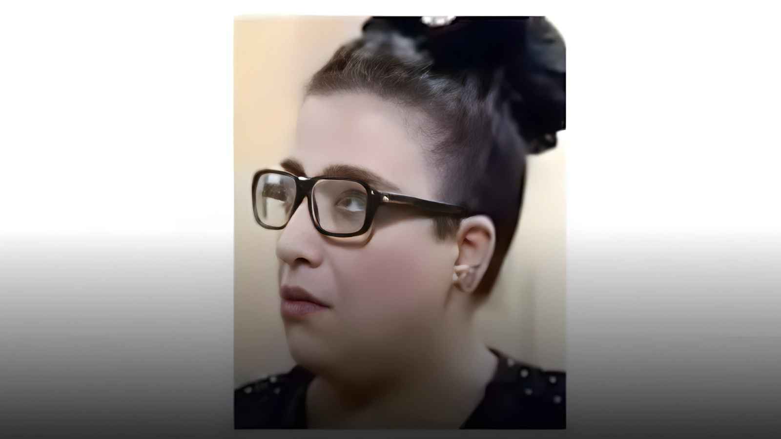 الفنانة المصرية منى أبو الفتوح