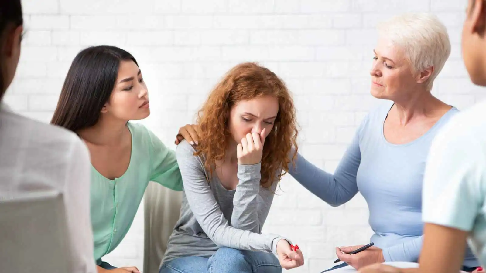 اليوم العالمي للعنف ضد المرأة بين الصمت والقوة