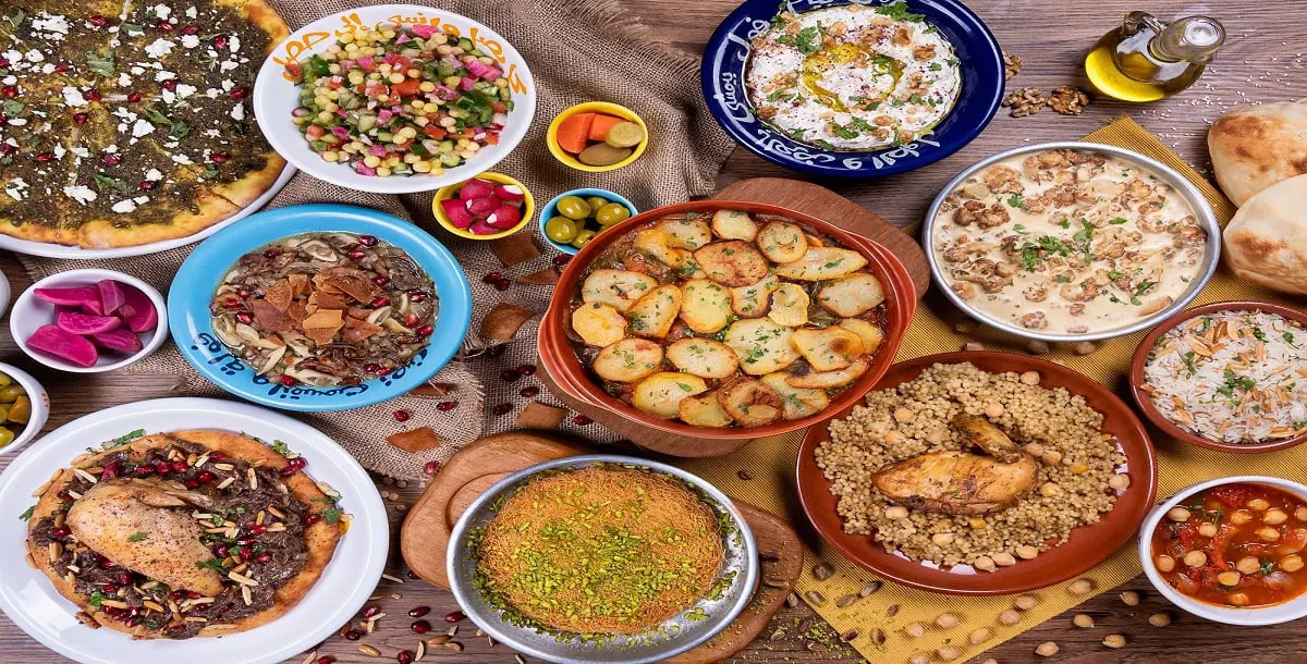 مهرجان للأطباق التقليدية في مطعم أزكدنيا