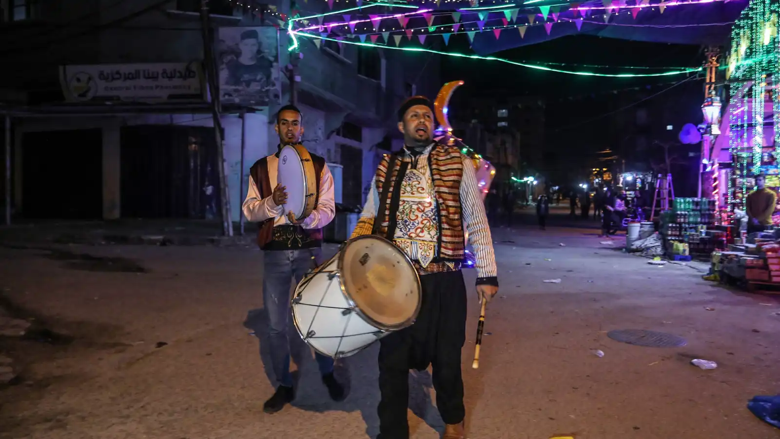 سحر الأسواق القديمة في رمضان وتوثيق أجمل المظاهر التراثية