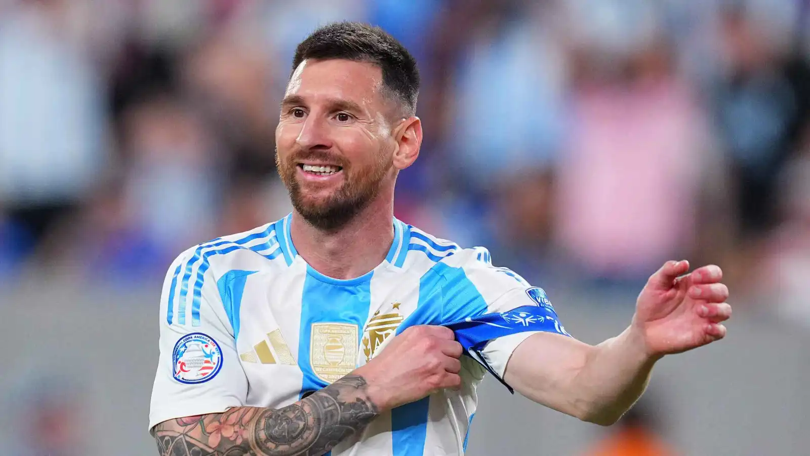 تحقيق صادم في إسبانيا.. ميسي يواجه خطر هدم فيلته في إيبيزا