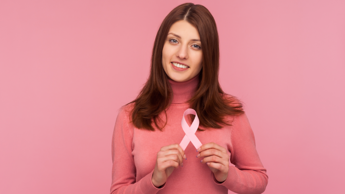 أهمية الصحة النفسية للمرأة خلال رحلة تشخيص وعلاج "سرطان الثدي"